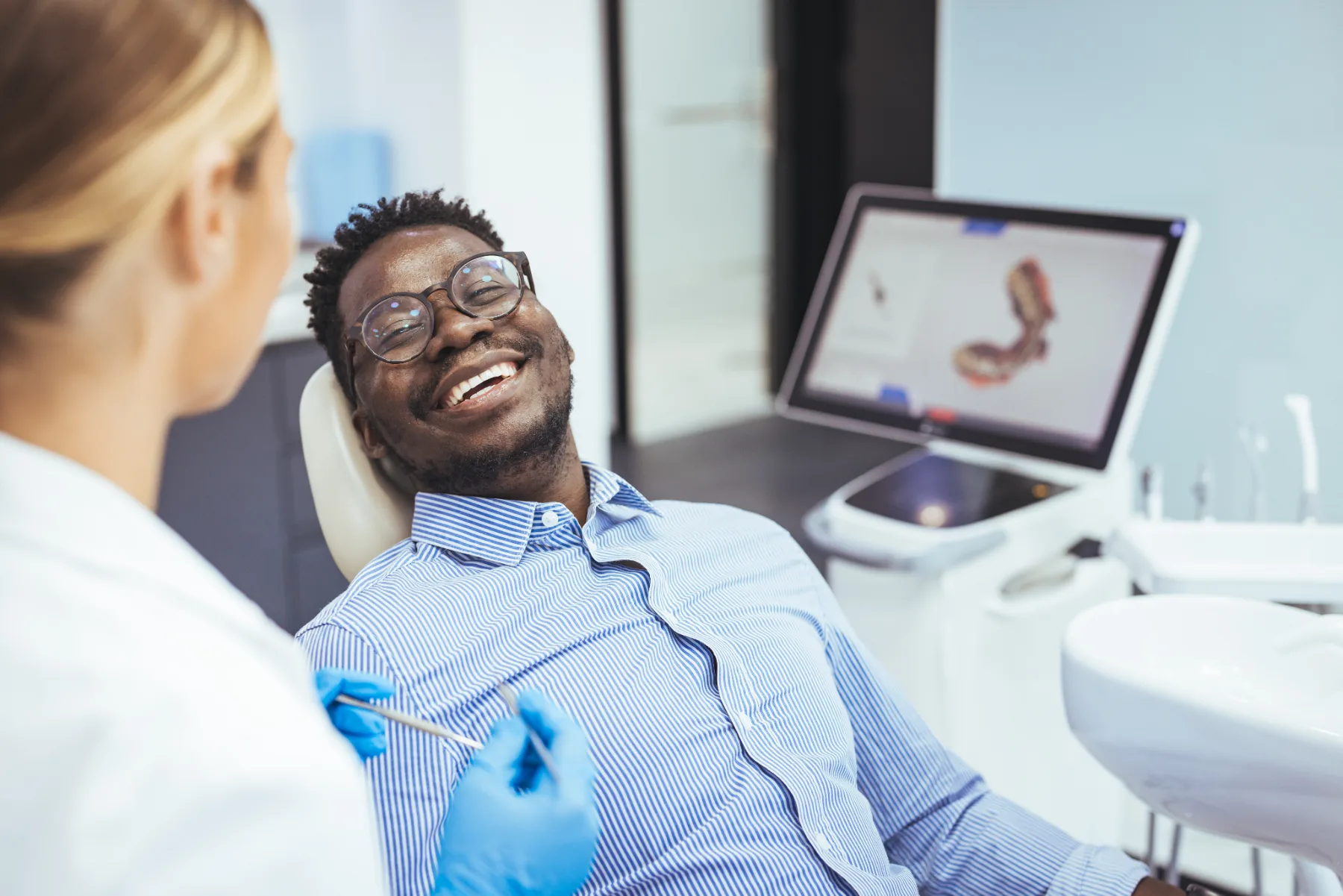 Bilan orthodontique : empreinte numérique affichée à l’écran